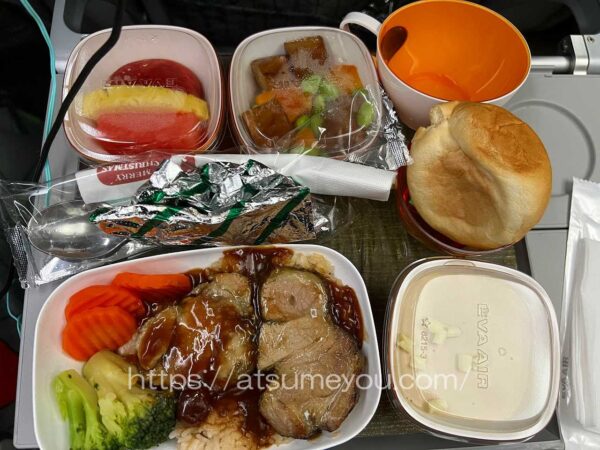 IMG_4514エバー航空機内食　羽田-松山